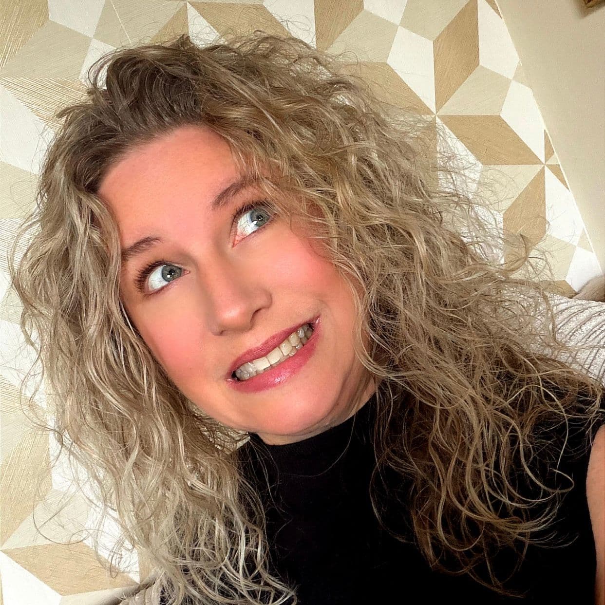 Tanya looks worried about social media